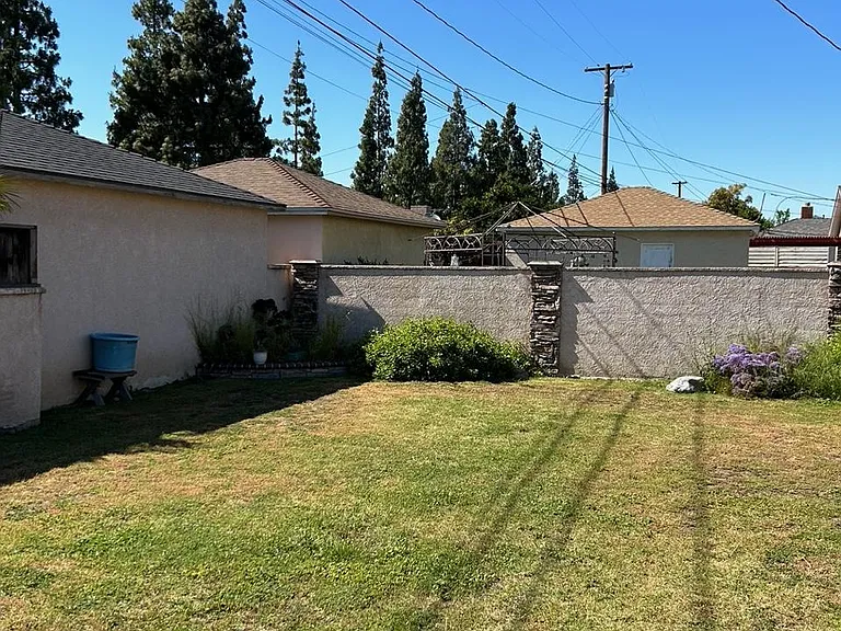 5325 Dunrobin Ave — Photo 29