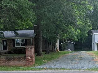 6014 Apple Wyrick Rd, Gibsonville, NC 27249