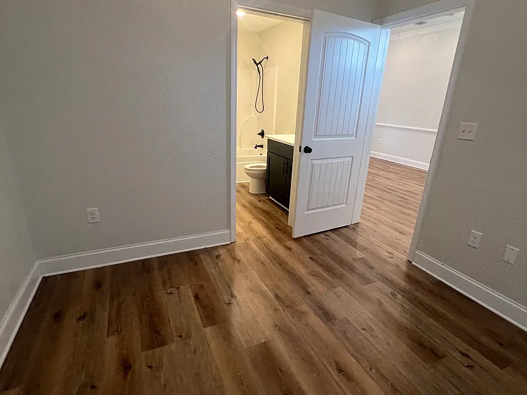 928 Remington Ave #107 — Photo 11