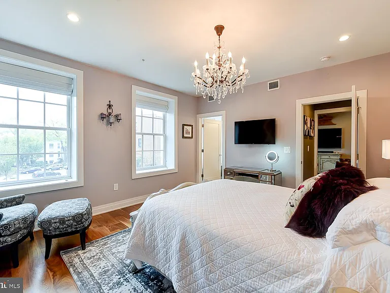 628 S Carolina Ave SE #5C — Photo 21