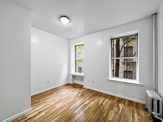 2nd image of 528 W 152nd St #5