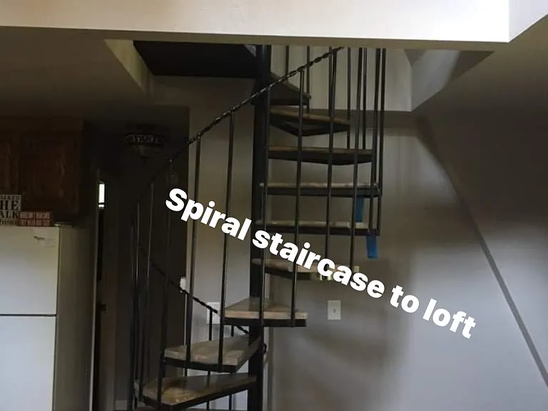 56 Lora Dr — Photo 10