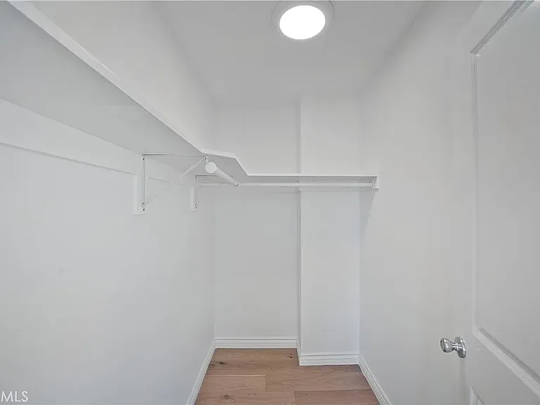 8839 Cedros Ave #2 — Photo 25