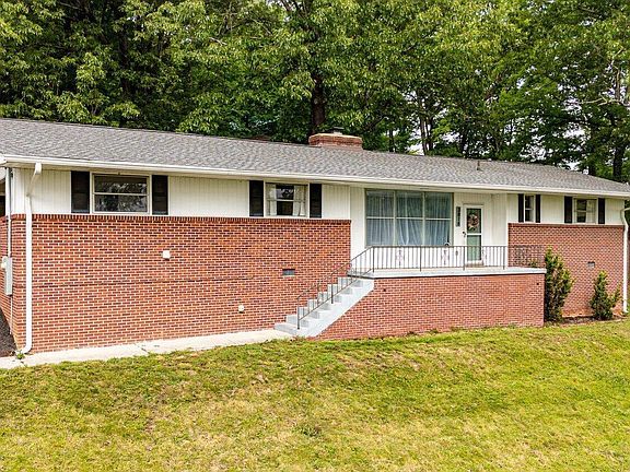 2nd image of 3818 Granada Dr