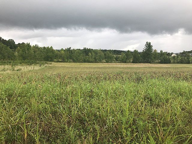 1st image of 320 Autumn Hills Dr