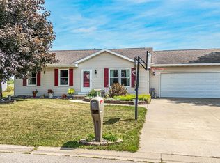 1024 Calypso Dr, Winneconne, WI 54962