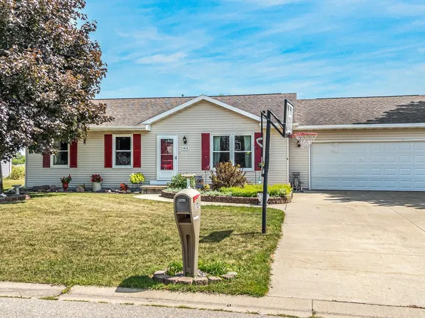 1024 Calypso Dr, Winneconne, WI 54962
