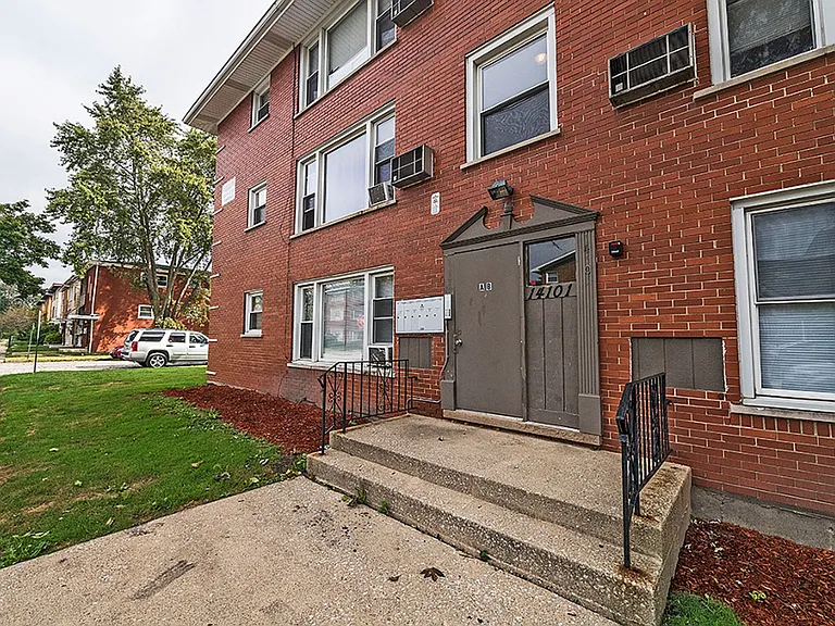 14101 S Atlantic — Photo 8