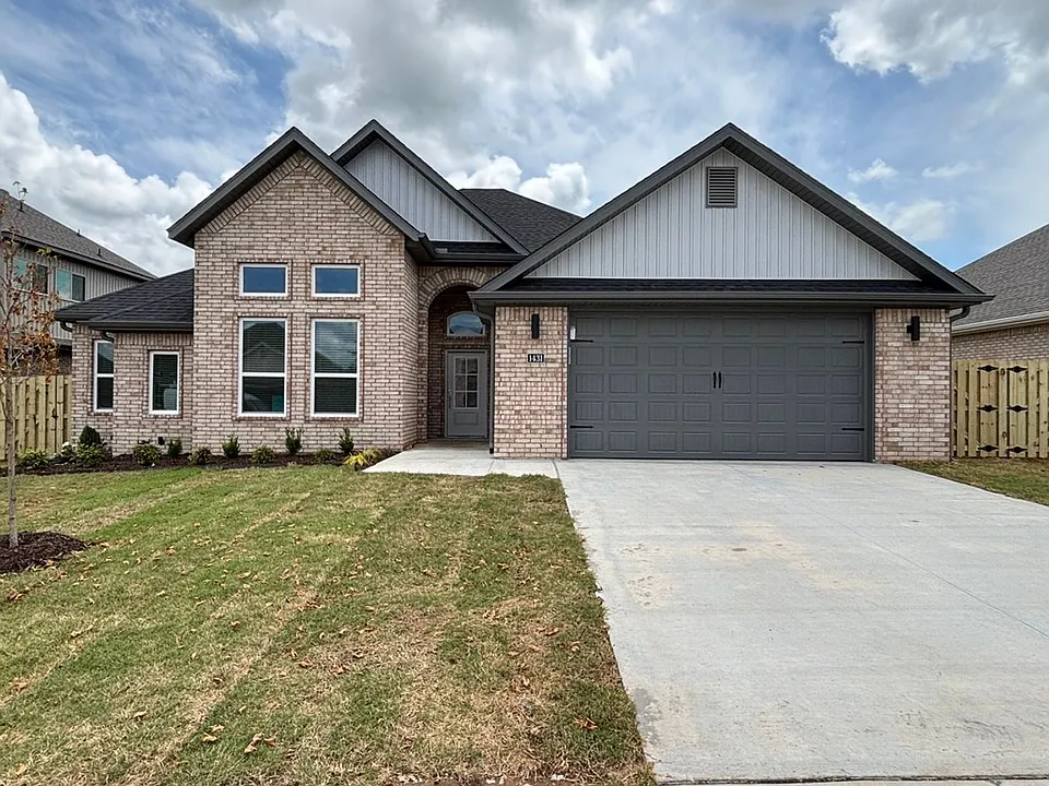 1431 Overcup Oak Ln