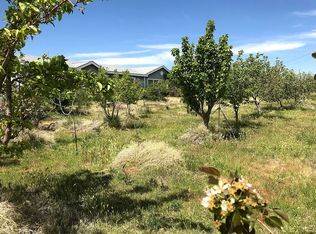 895 S Hope Rd, Golden Valley, AZ 86413