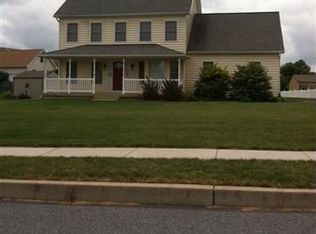 25 Netherby Ln, Carlisle, PA 17015