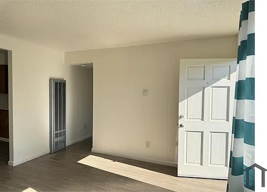 1 bed, 550 sqft, $1,095 — Photo 3