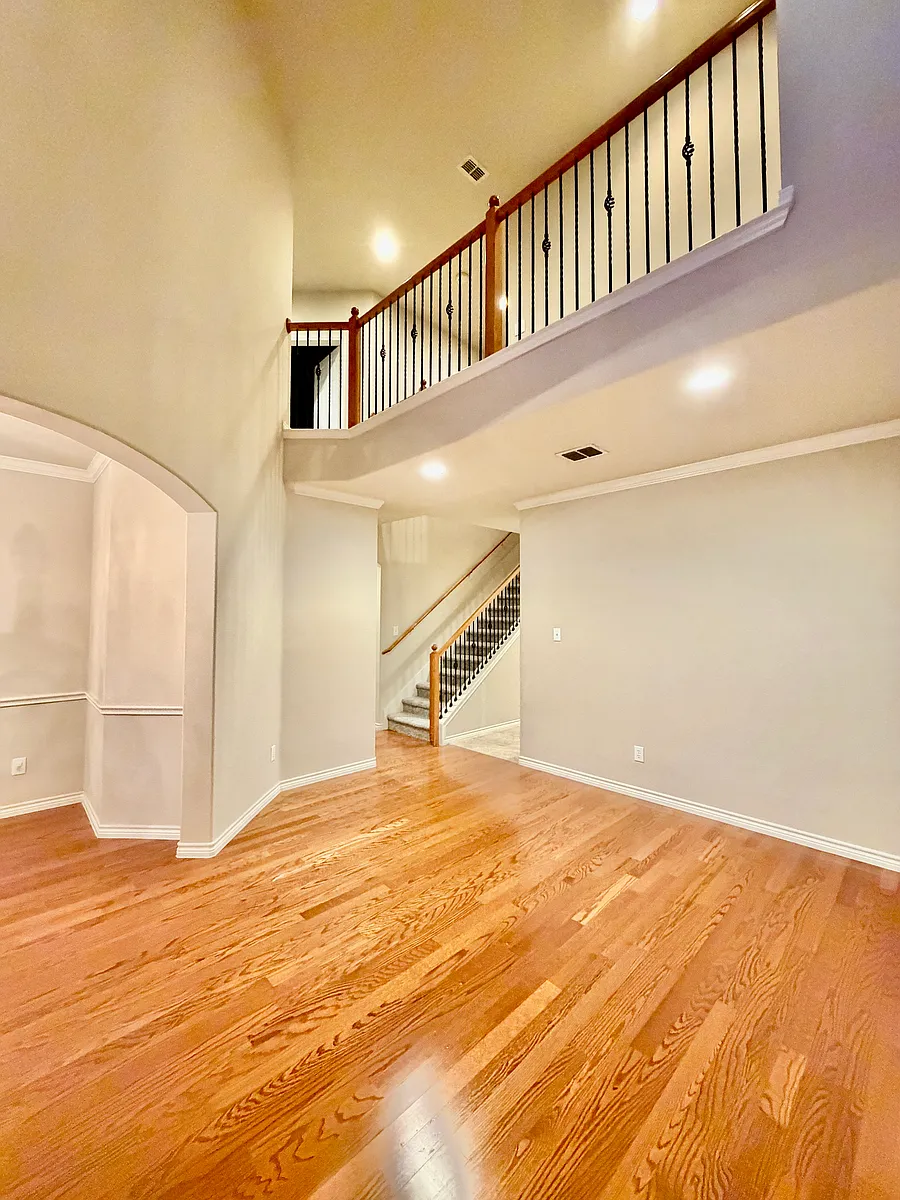 Building Photo - 1102 Twilight Dr