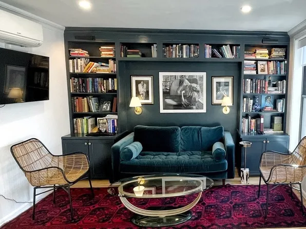 49 Warren Ave APT 4, Boston, MA 02116