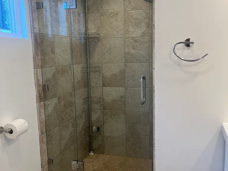 MASTER BATH LARGE TILED SHOWER