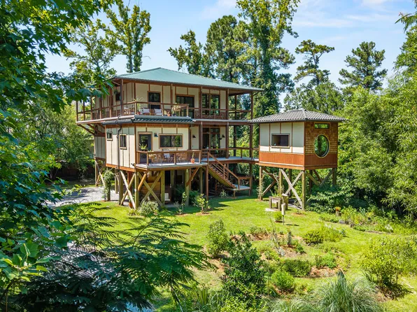 831 Futch Creek Road, Wilmington, NC 28411