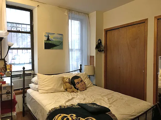 Rented by Paley Management | media 13