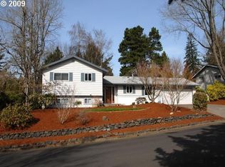 9185 SW Washington St, Portland, OR 97225