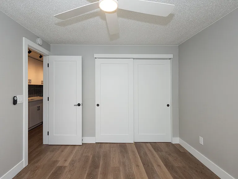 1341 Cook — Photo 33