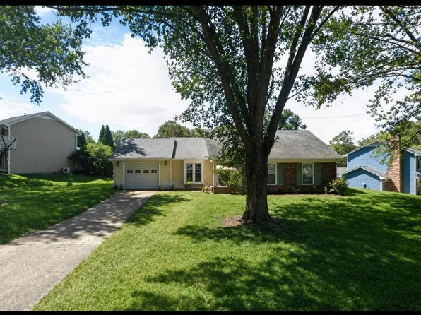 220 Scottlynn Dr, Asheville, NC 28806