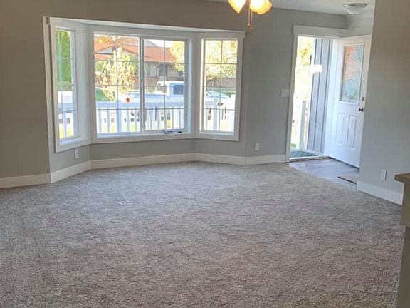 2nd image of 1306 Pebblecreek Ct
