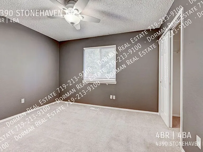 4390 Stonehaven Dr — Photo 33