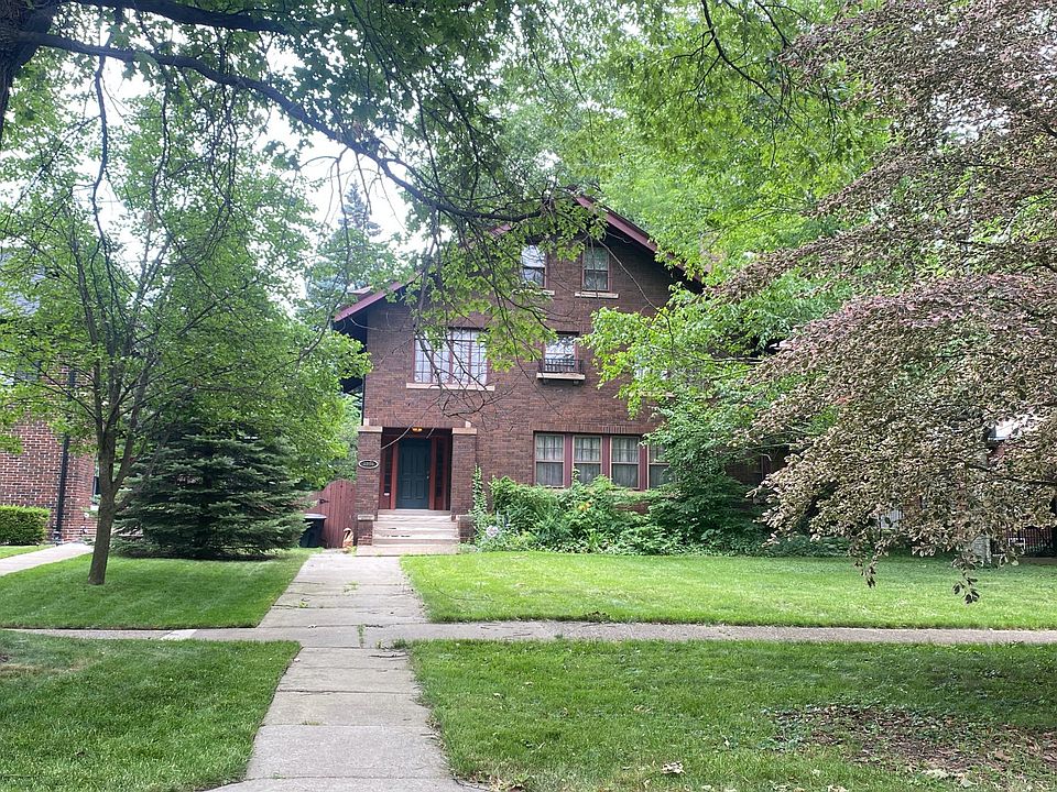 1st image of 2236 Iroquois St