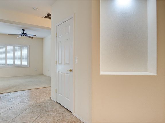 4th image of 2988 Friendship Hill Cir