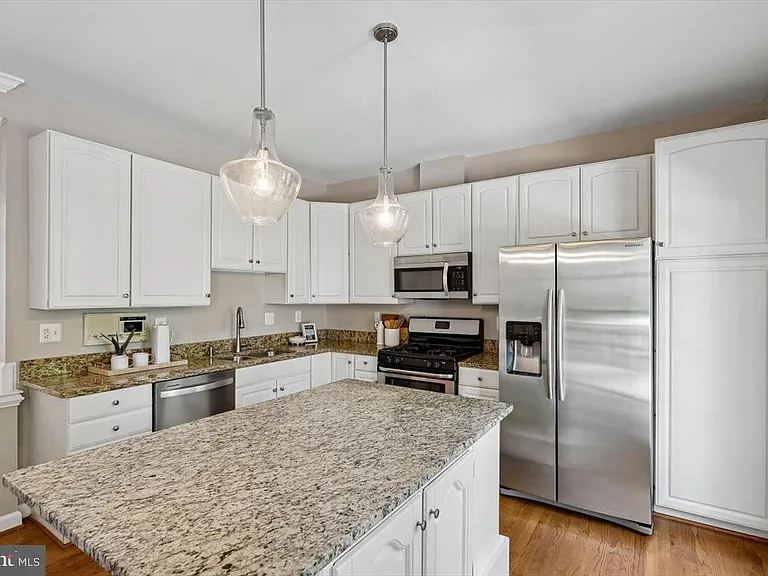 6316 Cider Barrel Cir — Photo 3