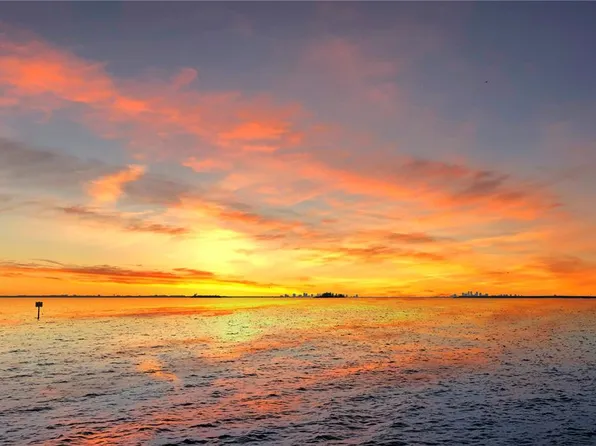 6106 Marbella Blvd, Apollo Beach, FL 33572