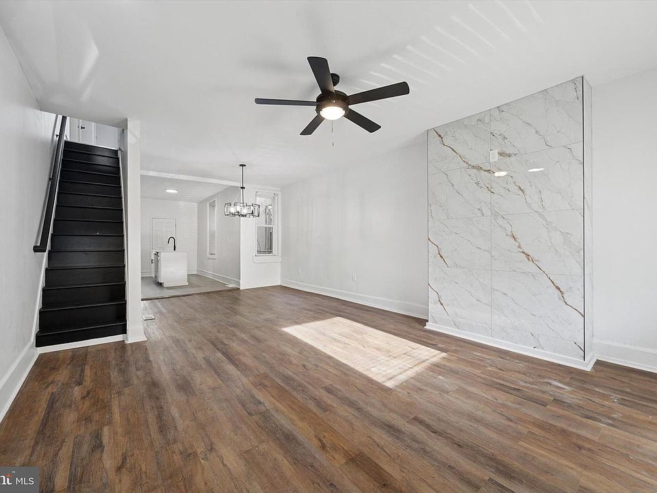 1st image of 450 N Salford St