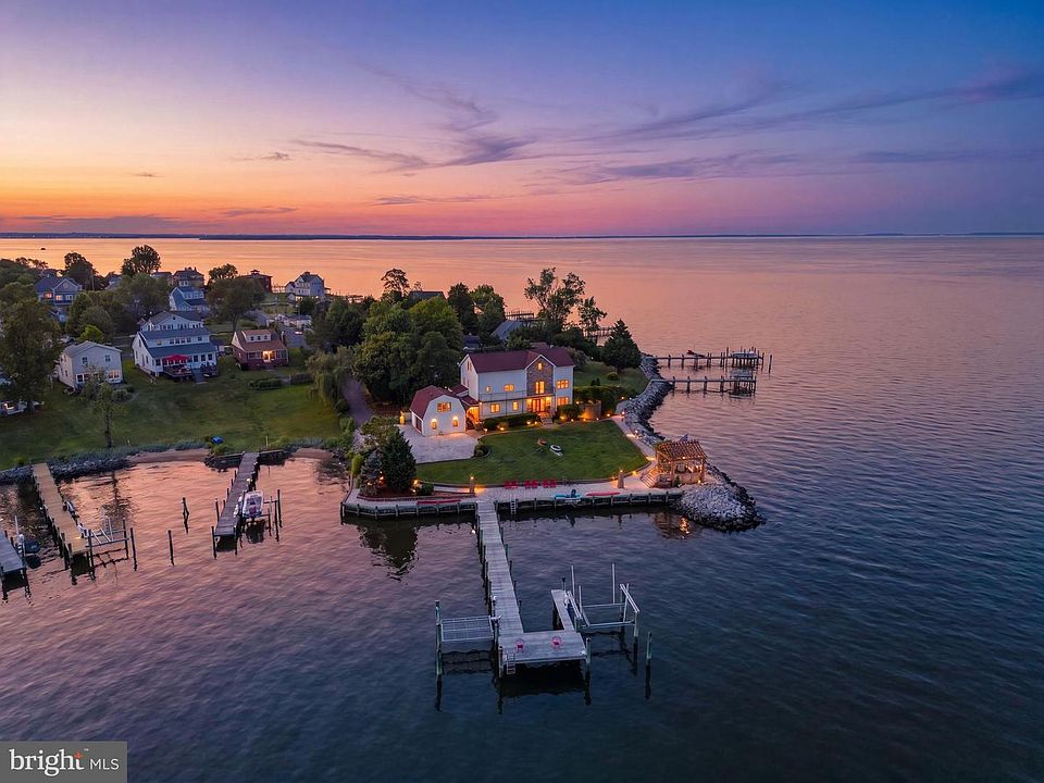 1st image of 2292 Lake Dr