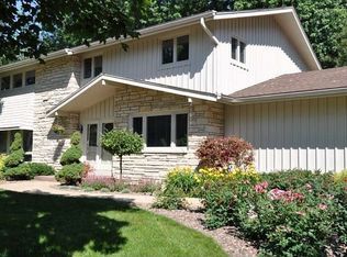 15030 Santa Maria Dr, Brookfield, WI 53005