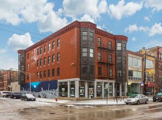 1735 W Division St #202, Chicago, IL 60622