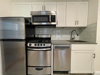 Rented by Hillel Realty Group