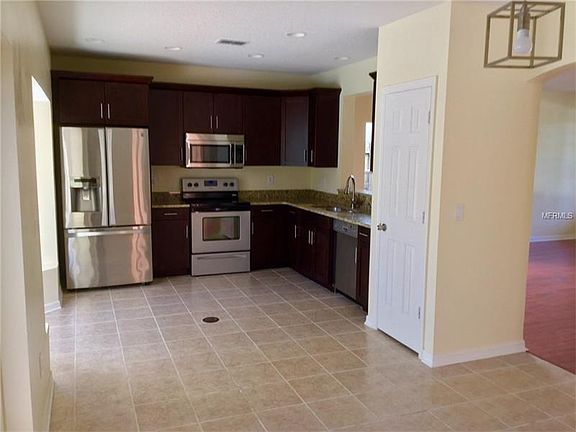 2nd image of 24402 Summer Wind Ct