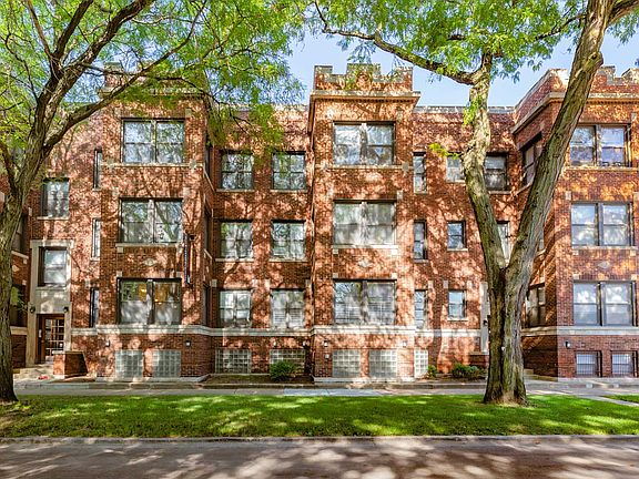 3rd image of 5400-5408 S Ingleside Ave #5400-G