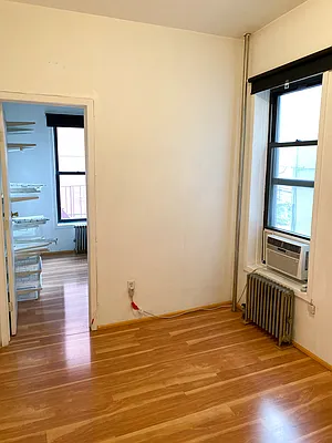 Rented by Sidewalk Realty LLC | media 6