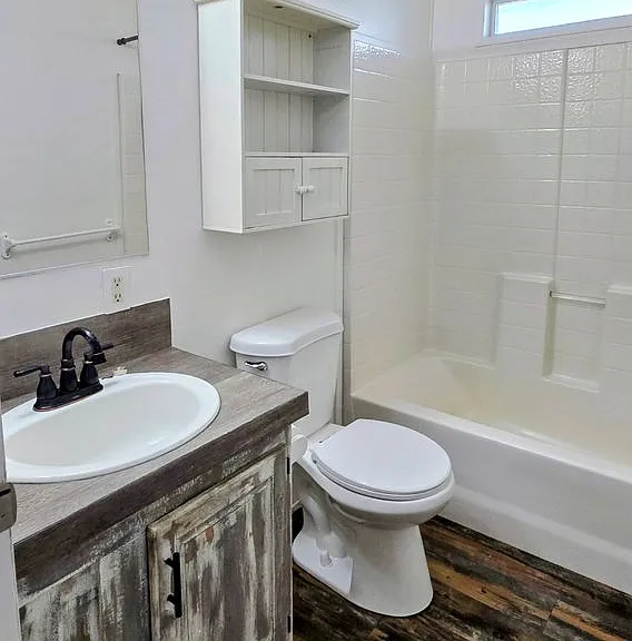 821 Lancer Way — Photo 11