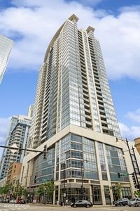 100 E 14th St APT 2106, Chicago, IL, 60605