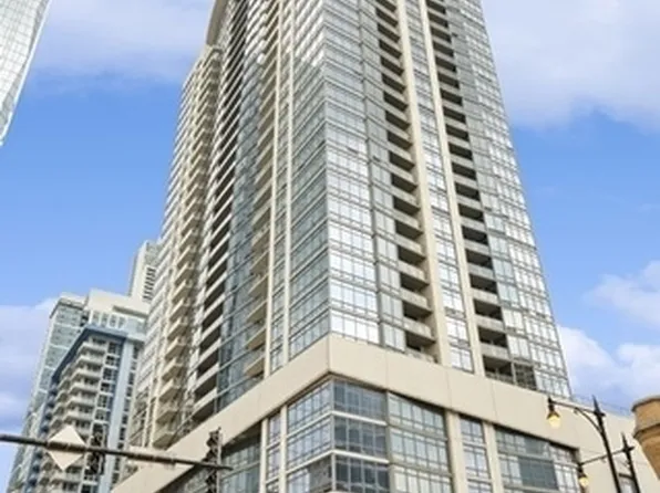 100 E 14th St APT 2106, Chicago, IL 60605