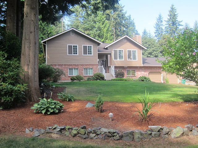 2nd image of 15509 NE 188th Pl