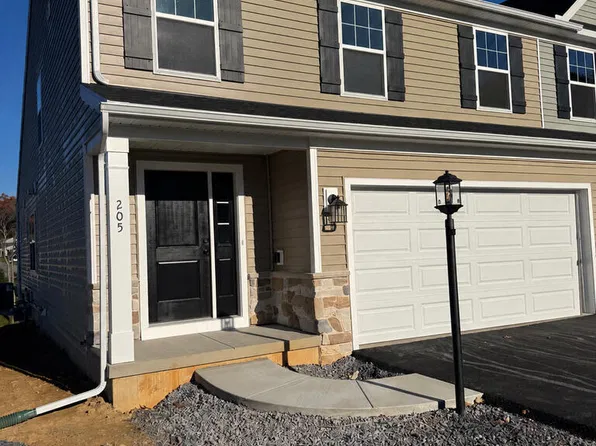 205 Abercorn St, State College, PA 16803