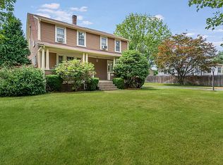 340 N Main St, North Smithfield, RI 02896