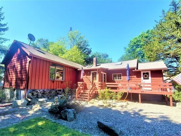 66 Fairlawn Ave, Haverhill, MA 01830