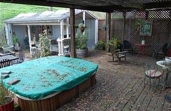 2nd image of 916 Stern Cir