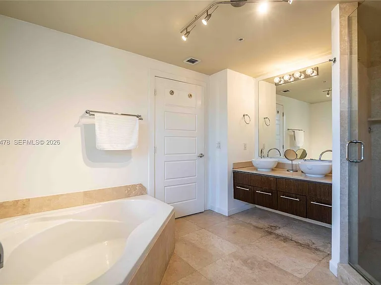 300 Majorca Ave #Penthouse 404 — Photo 16