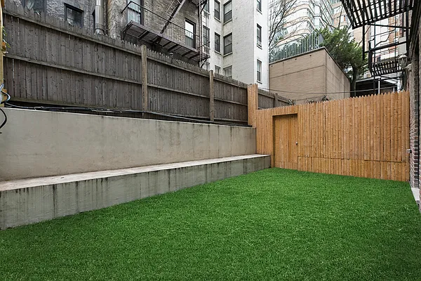 Rented by Corcoran | media 19