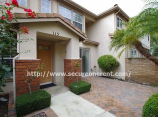 115 Greenmeadow Dr, Thousand Oaks, CA 91320