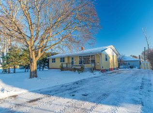 72 Newland Cres, Charlottetown, PE C1A 4H7